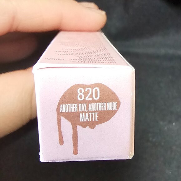 Kylie Cosmetics Another Day, Another Nude Matte Liquid Lipstick - Picture 3 of 3